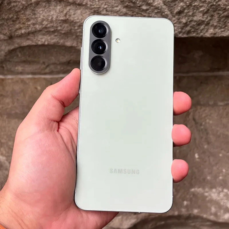 گوشی موبایل سامسونگ مدل Galaxy A56 دو سیم کارت ویتنام پک اصلی